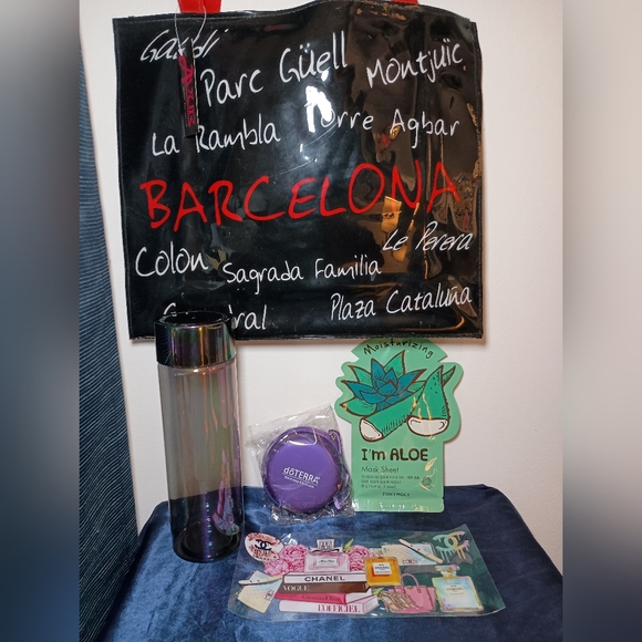 Tote Bag and Travel Essentials - Picture 2 of 5